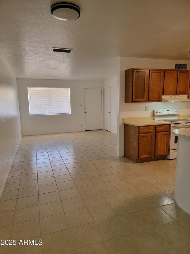 Photo - 621 E Papago Dr