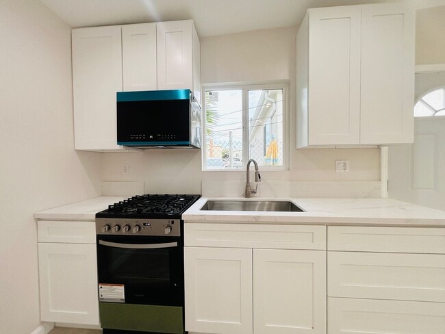 Photo - Sylvan Apartments Unit 8