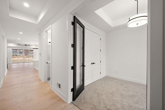 Photo - 5944 Willow Grove