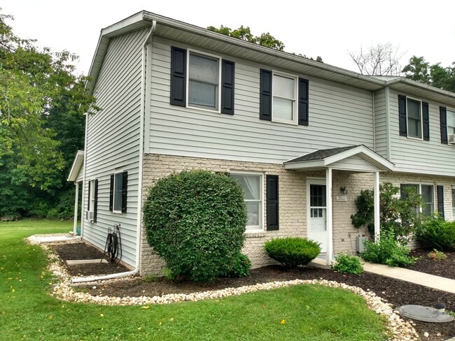 Photo - 2860 Fillmore Dr