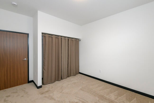 Bronzeville Apartments