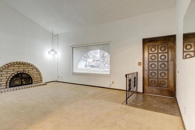 Photo - Charming Residence in a Prime Location 3bed/2bath