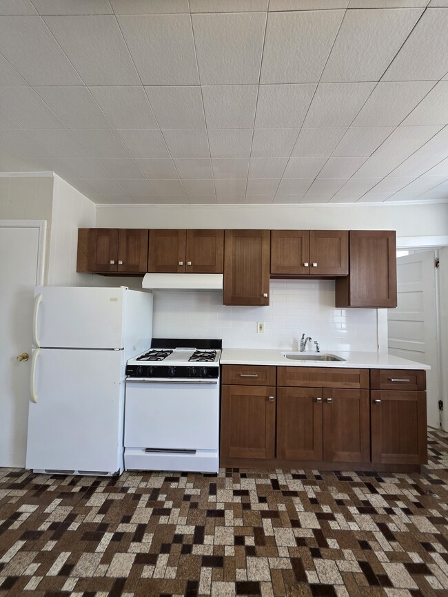 Photo - 114 Woodbridge Ave