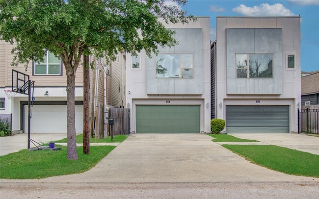 Building Photo - 3516 Bastrop St