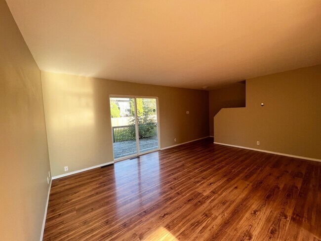 Photo - 80 Wedeene St