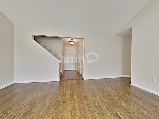 Photo - 5961 Appian Way Cv