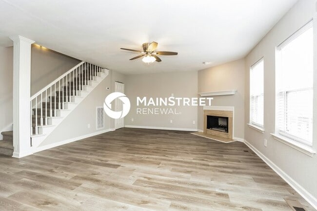 Photo - 5 Bedroom Pet-Friendly Home in Spring Hill, TN with Main Street Renewal