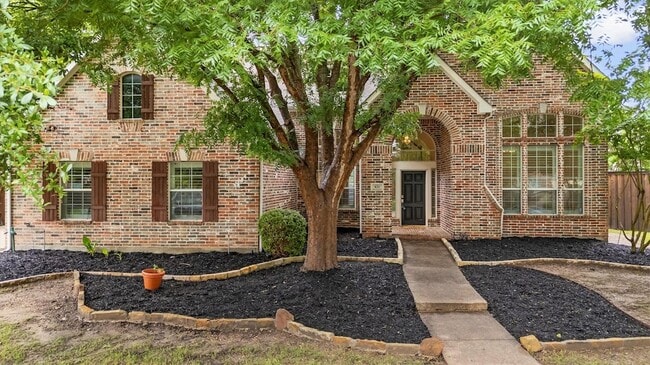 Photo - 821 High Willow Dr