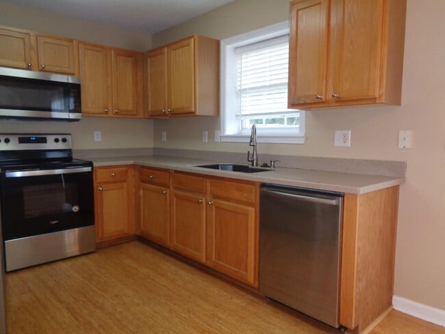 Photo - 509 Brickstone Dr