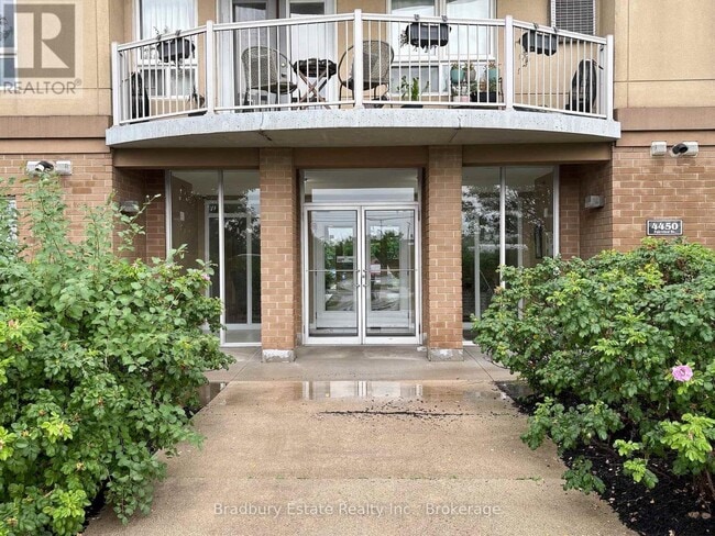 Photo - 4450 Fairview St Unit 308