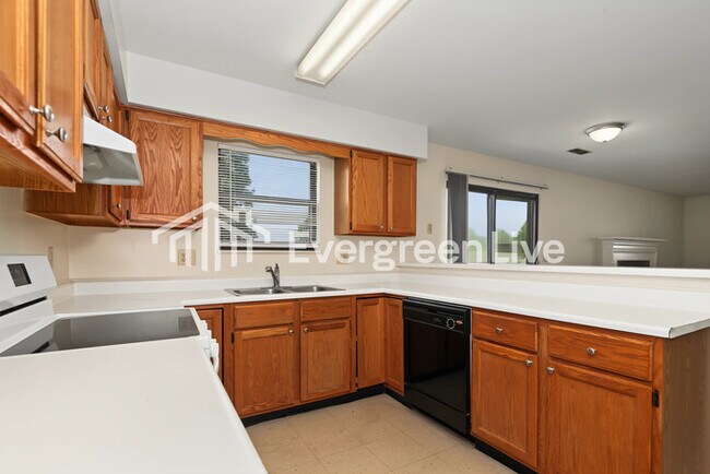 Photo - 7145 Shull Rd