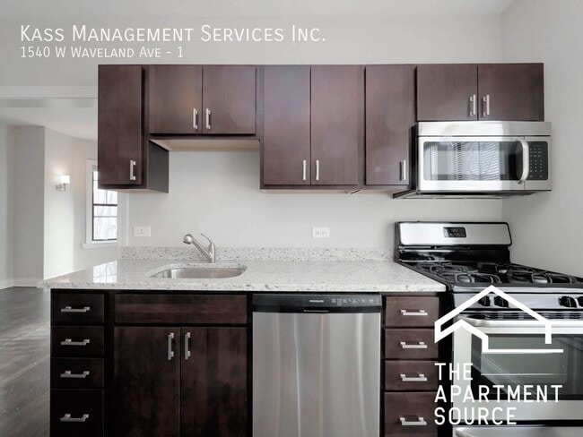 Building Photo - 1540 W Waveland Ave Unit 1