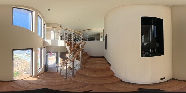 Photo - 753 Spire Bnd