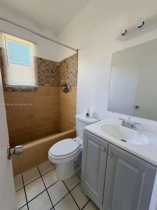 Photo - 1844 Taft St Unit 1-5