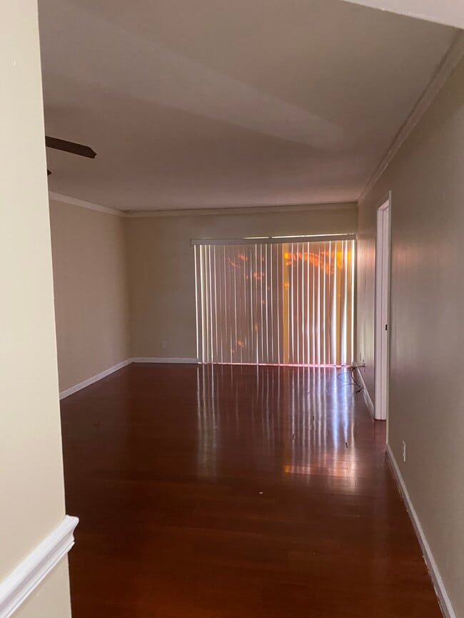 Building Photo - 8740 Sherman Cir N