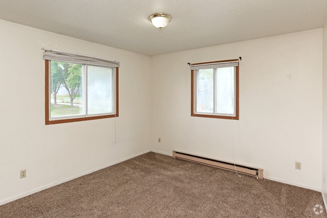 Photo - Huntington Hills Apartments & Townhomes