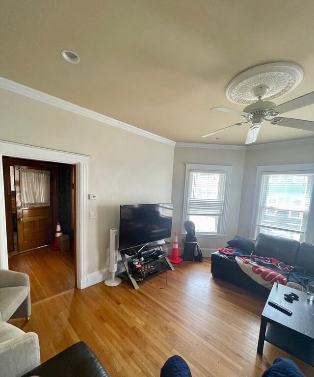 Photo - 862 E 5th St Unit 1