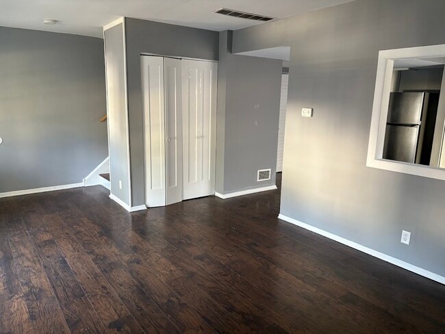 Photo - 4W S Fernwood Dr