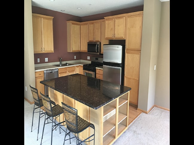 Photo - 2423 121st Cir NE