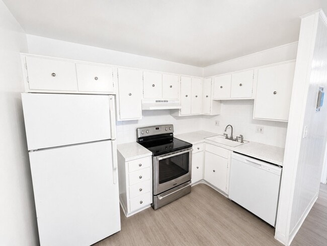 Photo - 1330 Zephyr St Unit 19