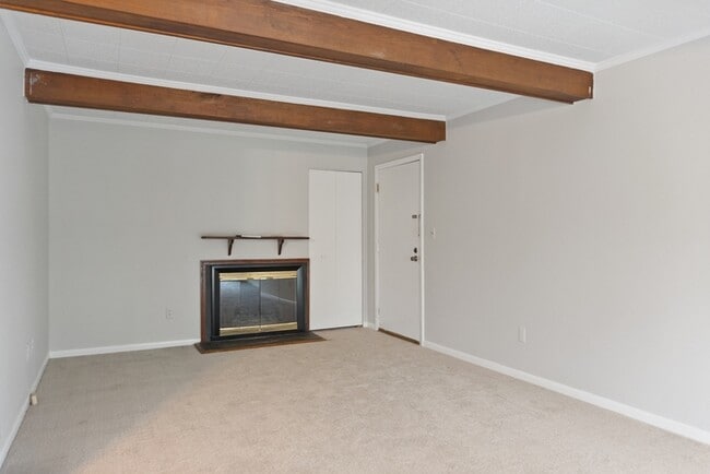 Photo - 5 Warren Lodge Ct