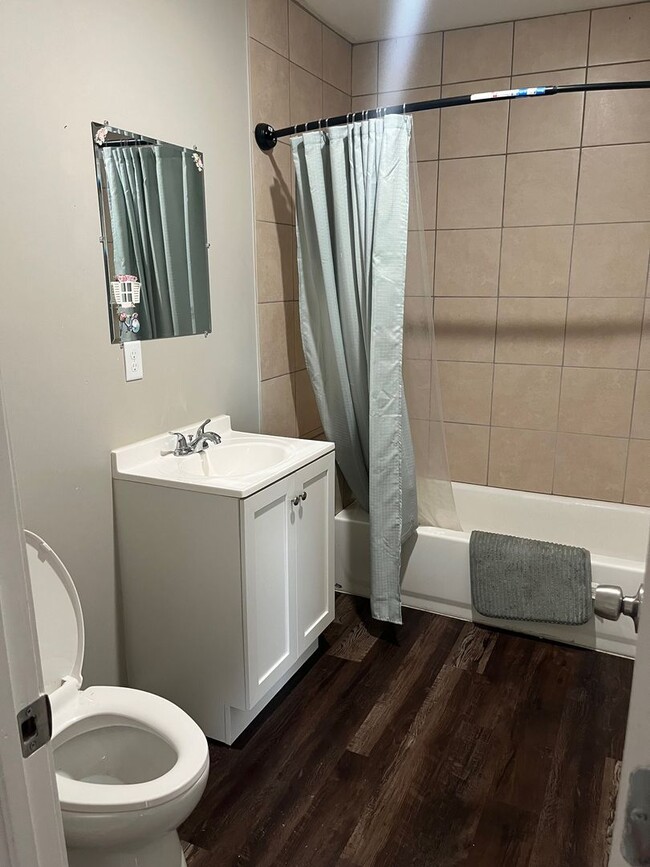 Photo - Charming 3 Bedroom 2 Bathroom
