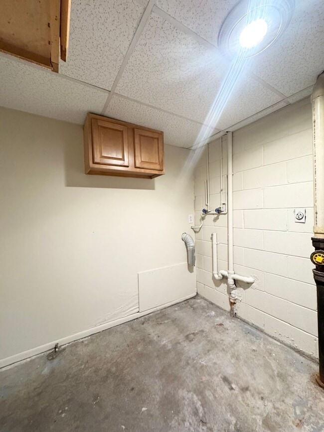 Photo - Spacious Two Bedroom Home! Available Now!