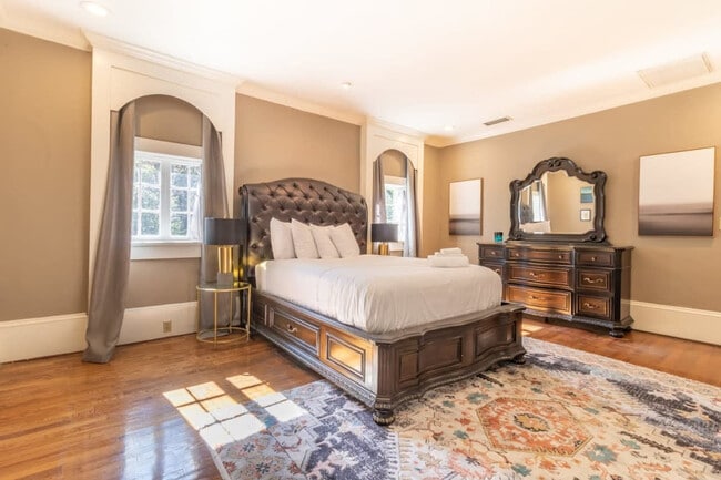 Photo - 1414 Dinglewood Dr Unit ID1043590P