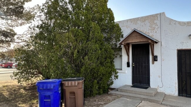 Building Photo - 1205 Monte Vista Ave Unit Monte Vista 1205 #A Rental