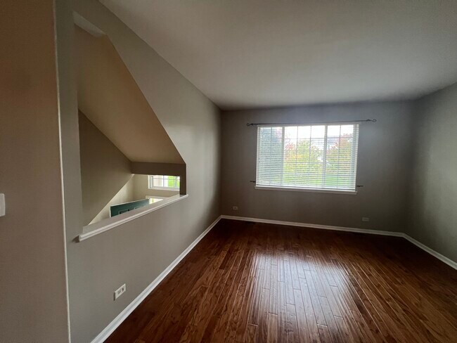 418 Cary Woods Cir