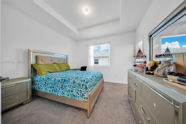 Photo - 2699 SE 19th St