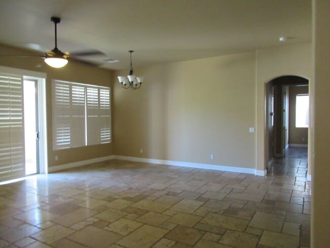 Photo - 4 Bedroom Home in Gilbert