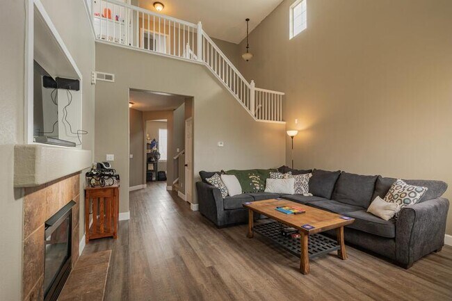 Photo - 1245 S Flatrock Cir