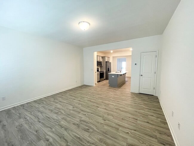 Photo - BEAUTIFUL 2 Bedroom Townhome in Mooresville AVAILABLE NOW