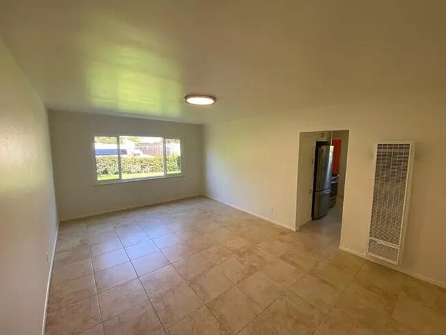 Newly Remodeled 1 Bedroom 1 Bathroom - Newly Remodeled 1 Bedroom 1 Bathroom Condo Unit 2