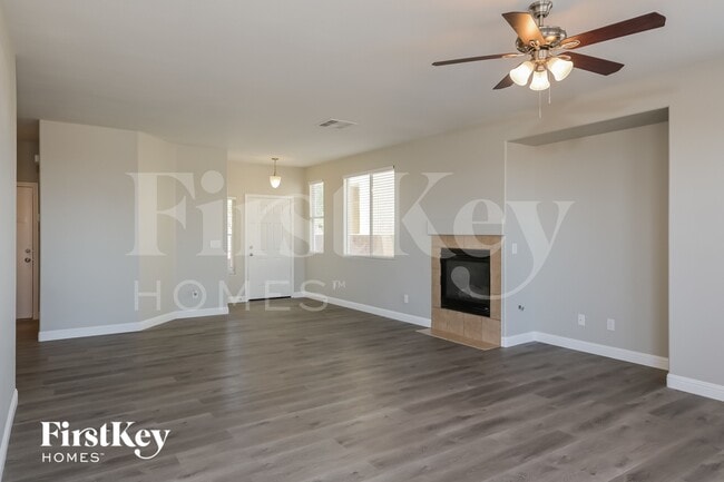 Photo - 726 Aloe Yucca Ave