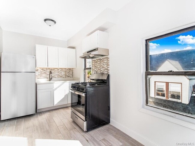 Photo - 251 Warburton Ave Unit 3N