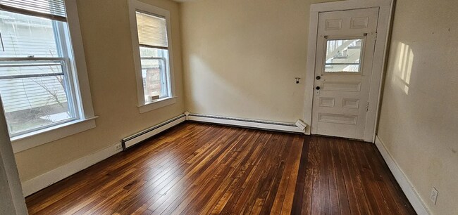 Photo - 1654-1658 North Main Street Unidad 1654