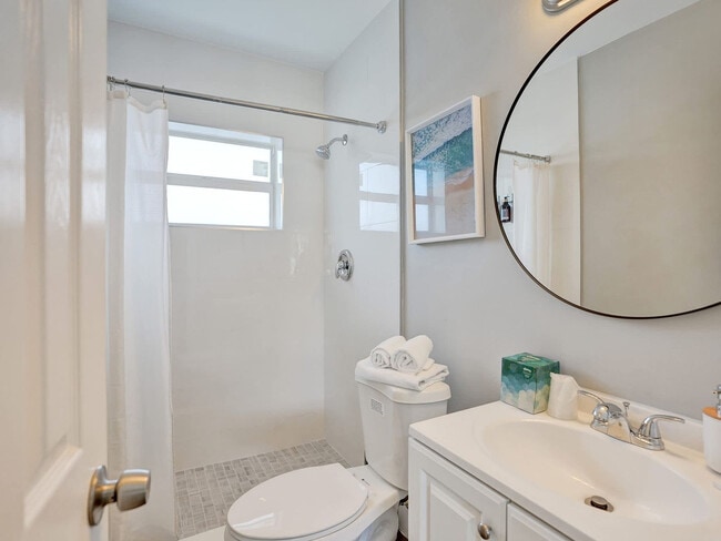 Photo - 3204 NE 9th St Unit SI ID1503989P