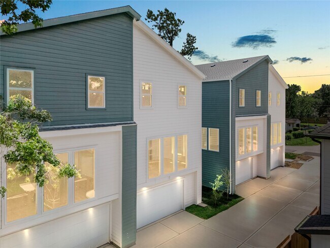 Photo - 1046 Marjorie St