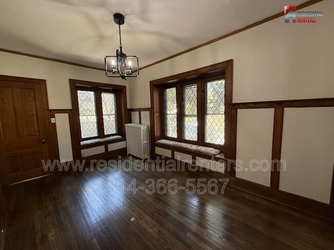 Photo - 1155 N 21st St