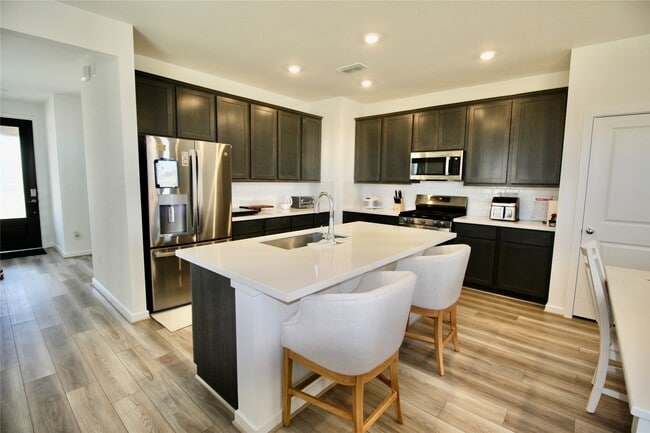 Photo - 22150 Taldora Bnd Trl