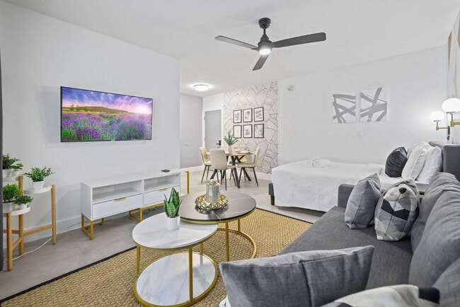 Photo - 7340 Harding Ave Unidad FL1-ID1240899P