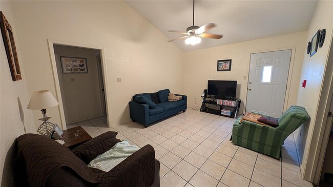 Photo - 1102 Dartmouth Ave