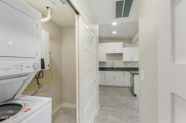 Photo - 6631 E Earll Dr Unit 1003