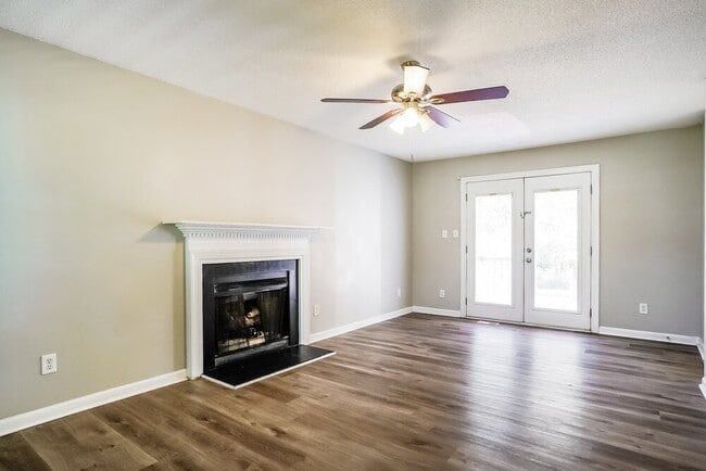 Photo - 4912 Matlock Ct