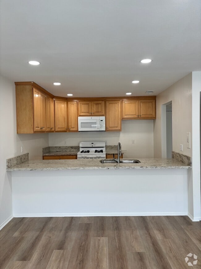 Building Photo - 245 Orange Blossom Unit 245 Rental