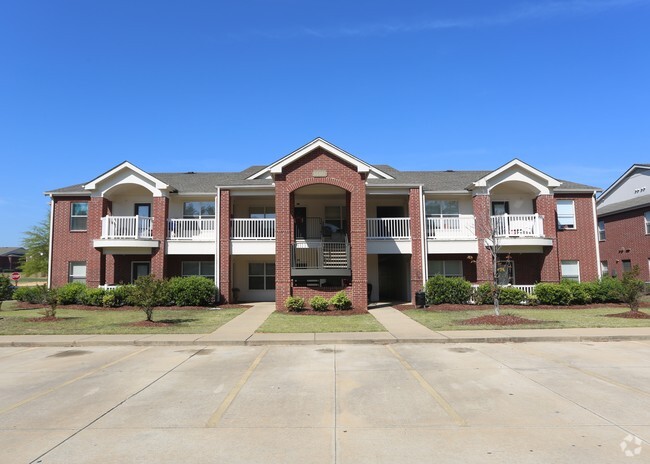 Building Photo - The Greens at Tuscaloosa I/II Rental