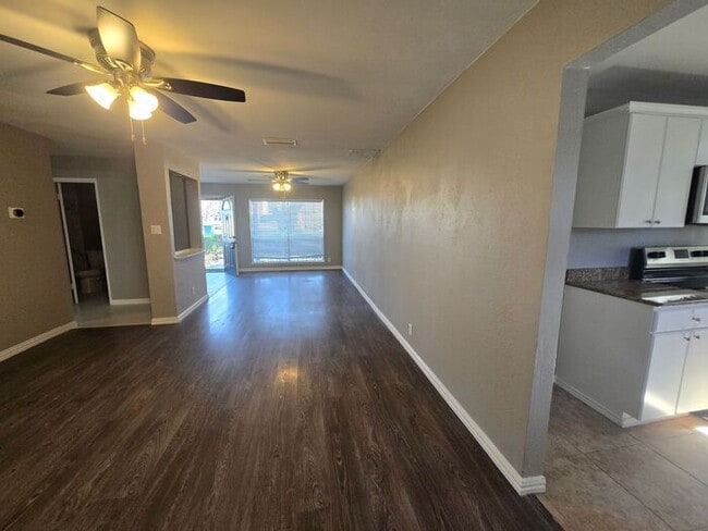 Photo - Spacious in Carrollton