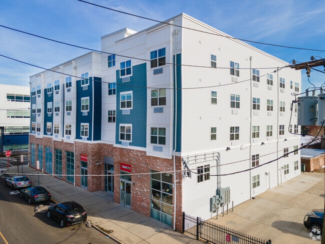 134-142 Sussex Ave